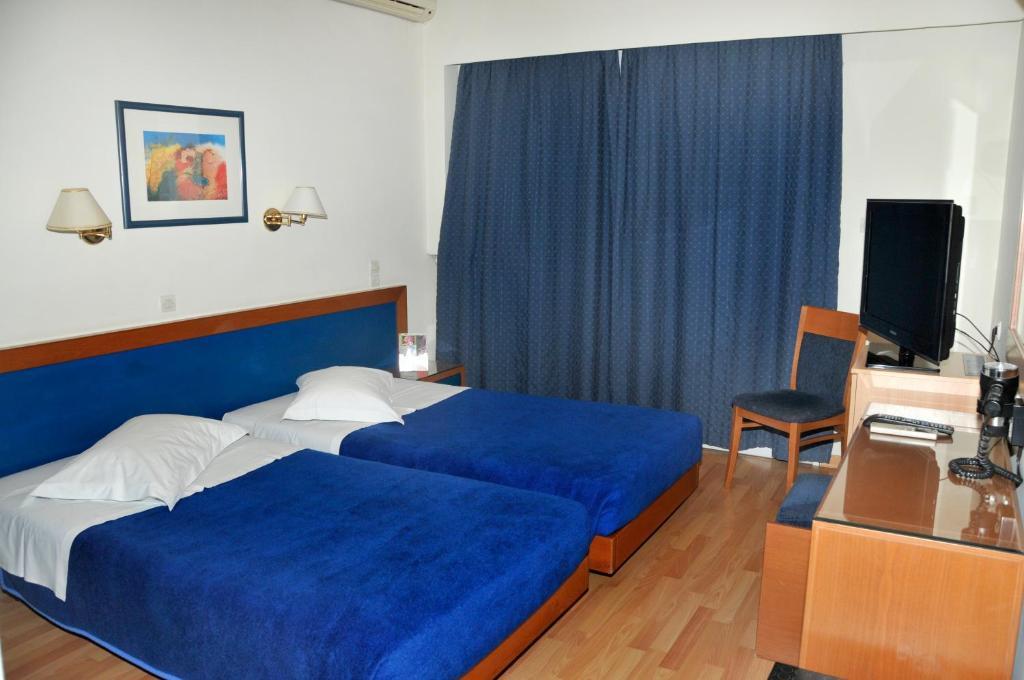 Hotel Elena Lamía Rum bild